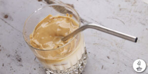 Dalgona coffee - vegan recipe